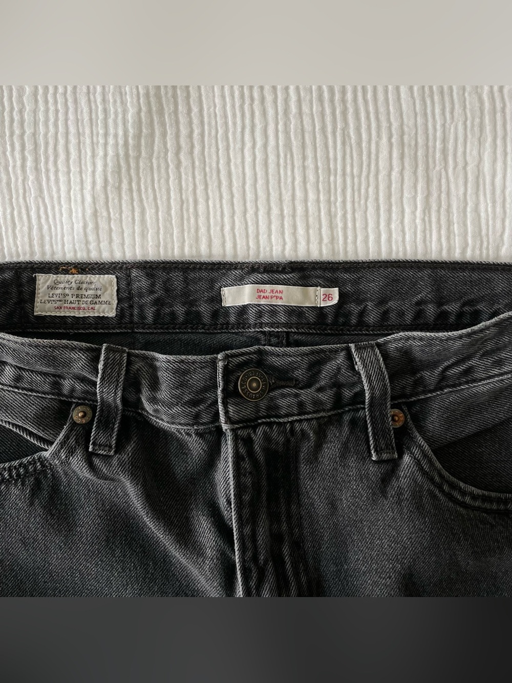 Levi's Dad Jeans - Picture 4 of 4